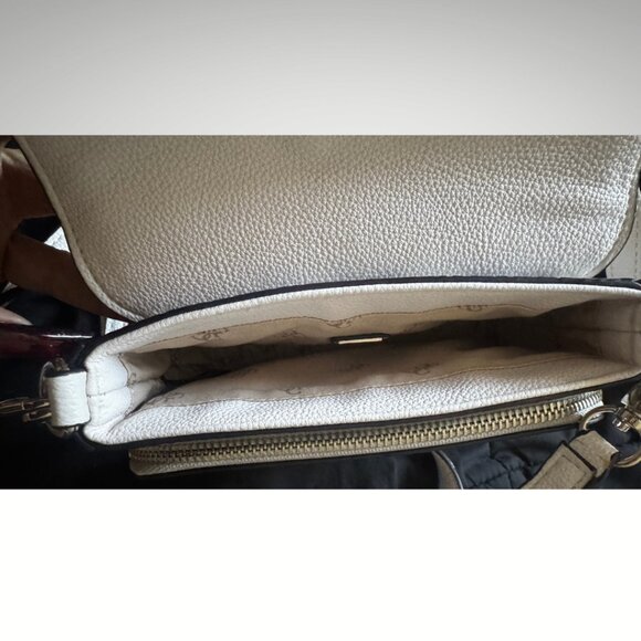 Guess Snakeskin Crossbody Purse Excellent Condition - Picture 5 of 6